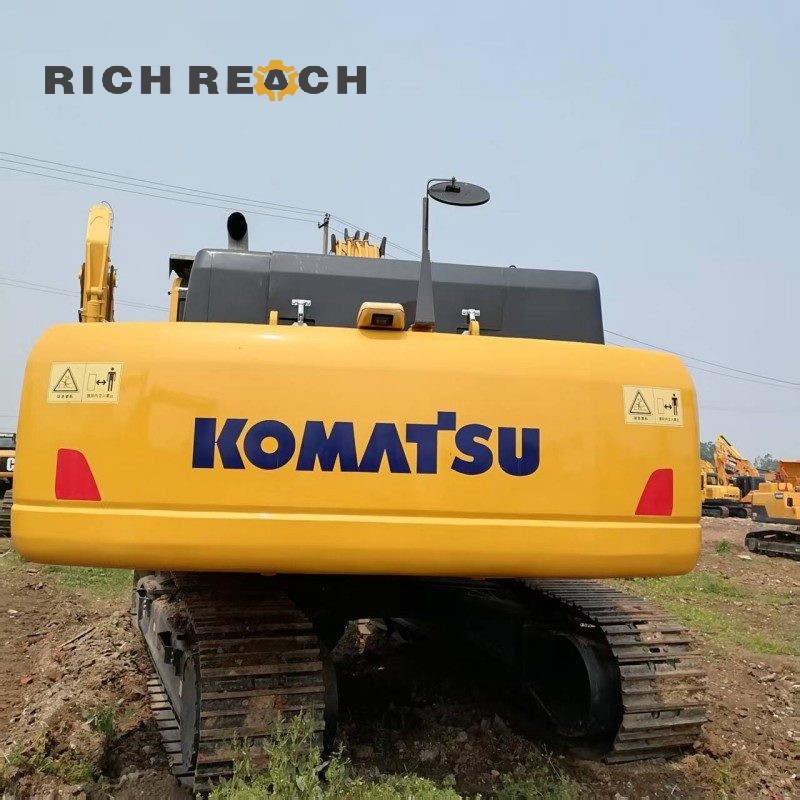 Undercarriage and tracks of a 2018 Komatsu PC450-8 excavator, $52,778 for sale
